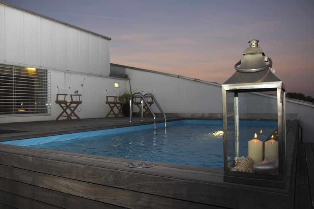 Pavi Apts Ljubljana - Private Rooftop Swimming Pool Oda fotoğraf